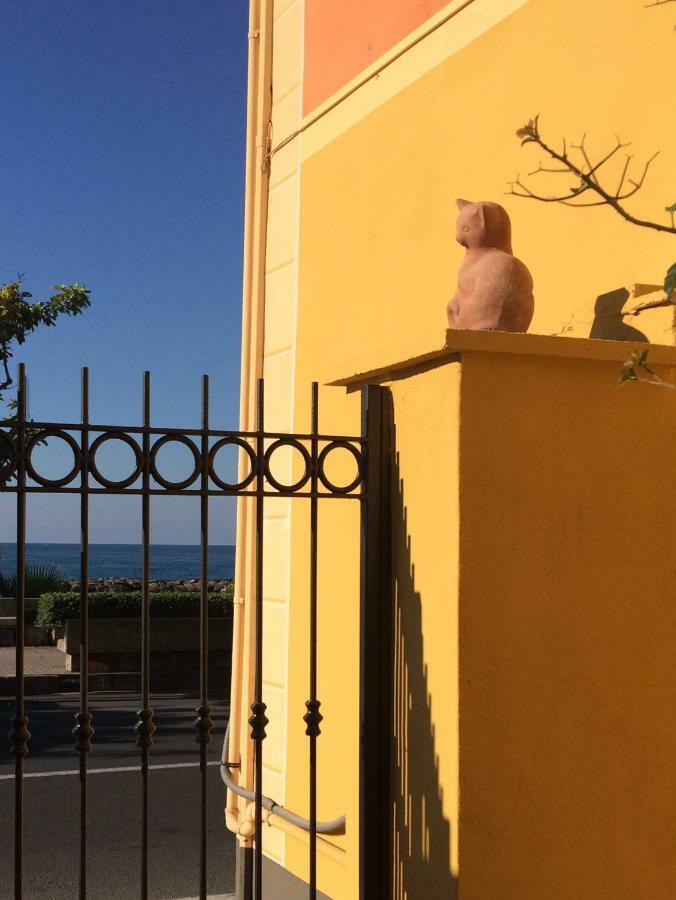 Apartament Bistrot Del Mare Santo Stefano al Mare Zewnętrze zdjęcie
